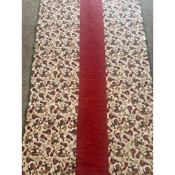 Vintage Handmade Christmas/Thanksgiving Santa Claus Quilt 80”/40” - Picture 14 of 16